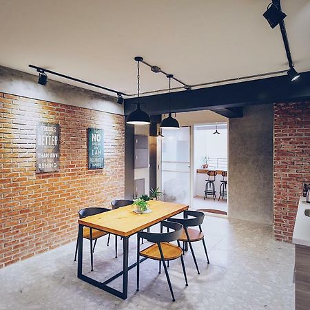 Mutter Apartment Tainan Extérieur photo