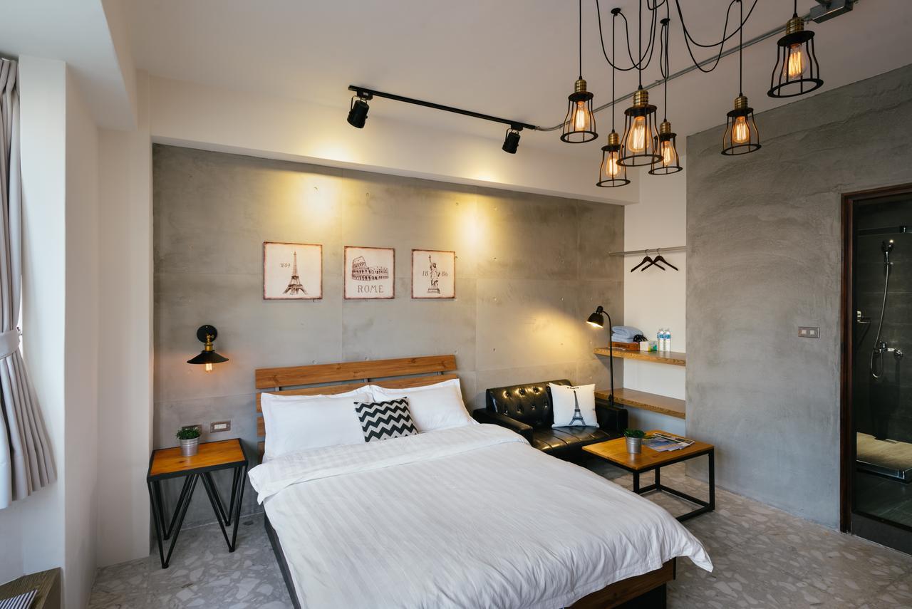 Mutter Apartment Tainan Extérieur photo